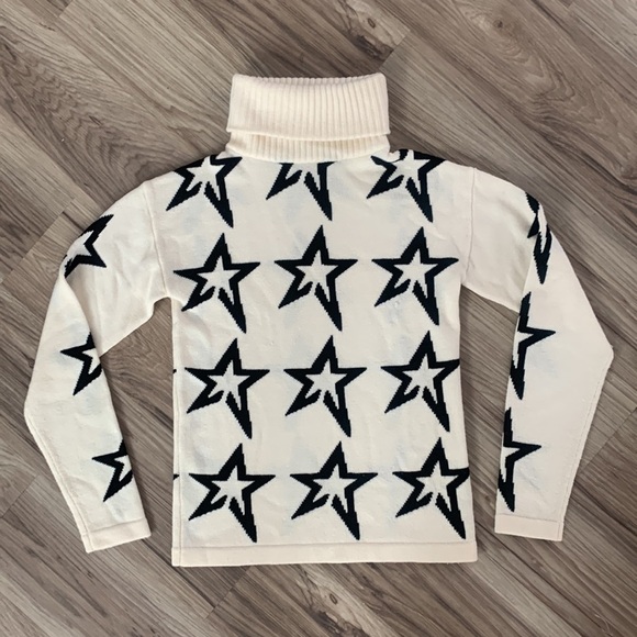 NWT Perfect Moment star merino wool sweater in snow white/black star